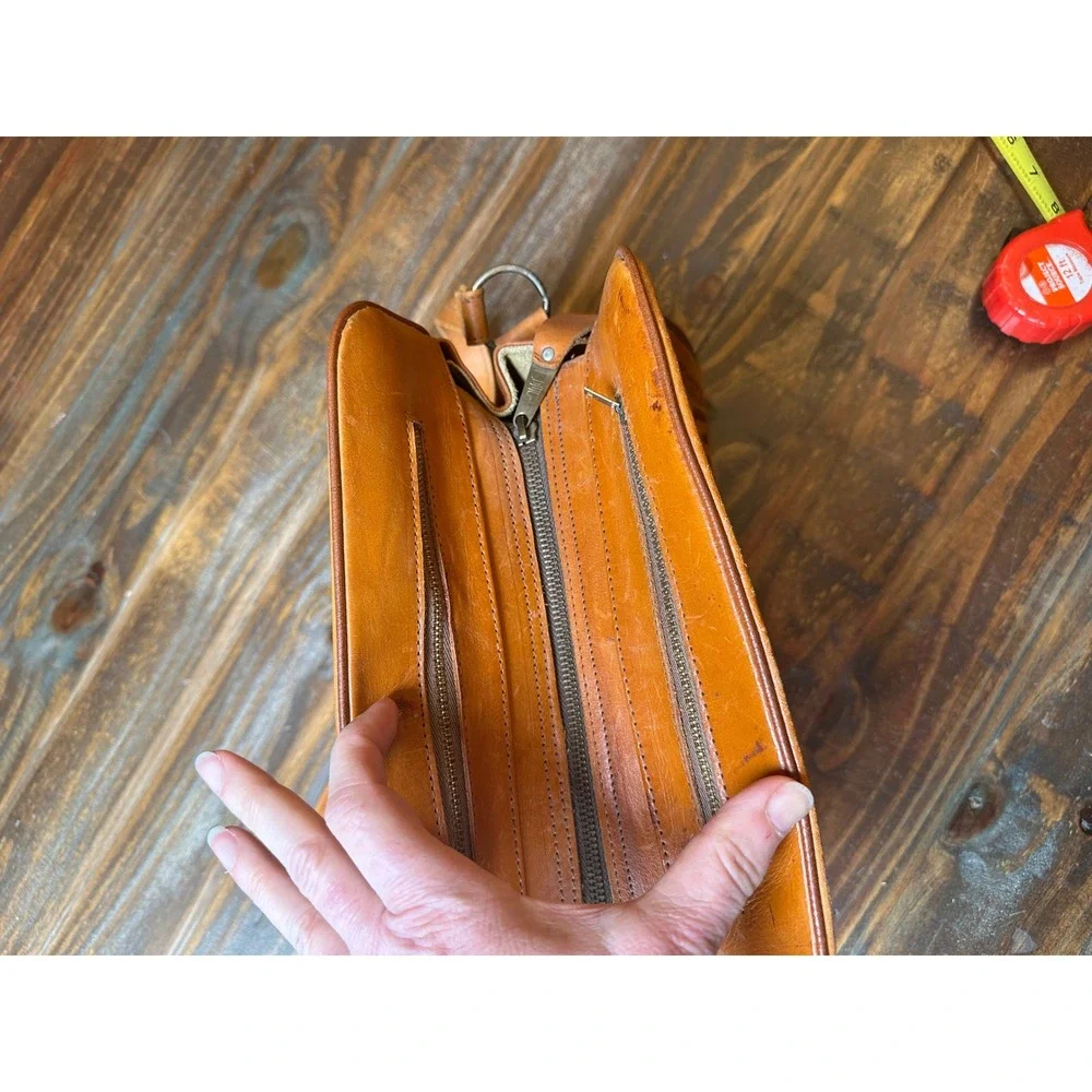 Vintage Hand Tooled Mexican Leather Crossbody Bag Aztec Calendar Mayan Pyramid - Picture 12 of 17